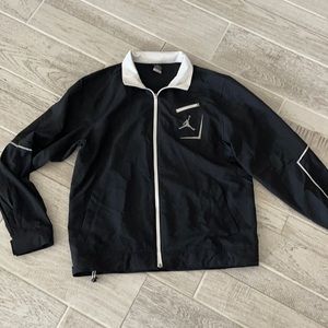 Jordan lightweight zip up jacket